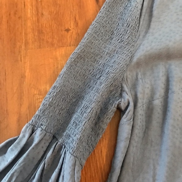 Belle Sleeved Blouse - Picture 2 of 4